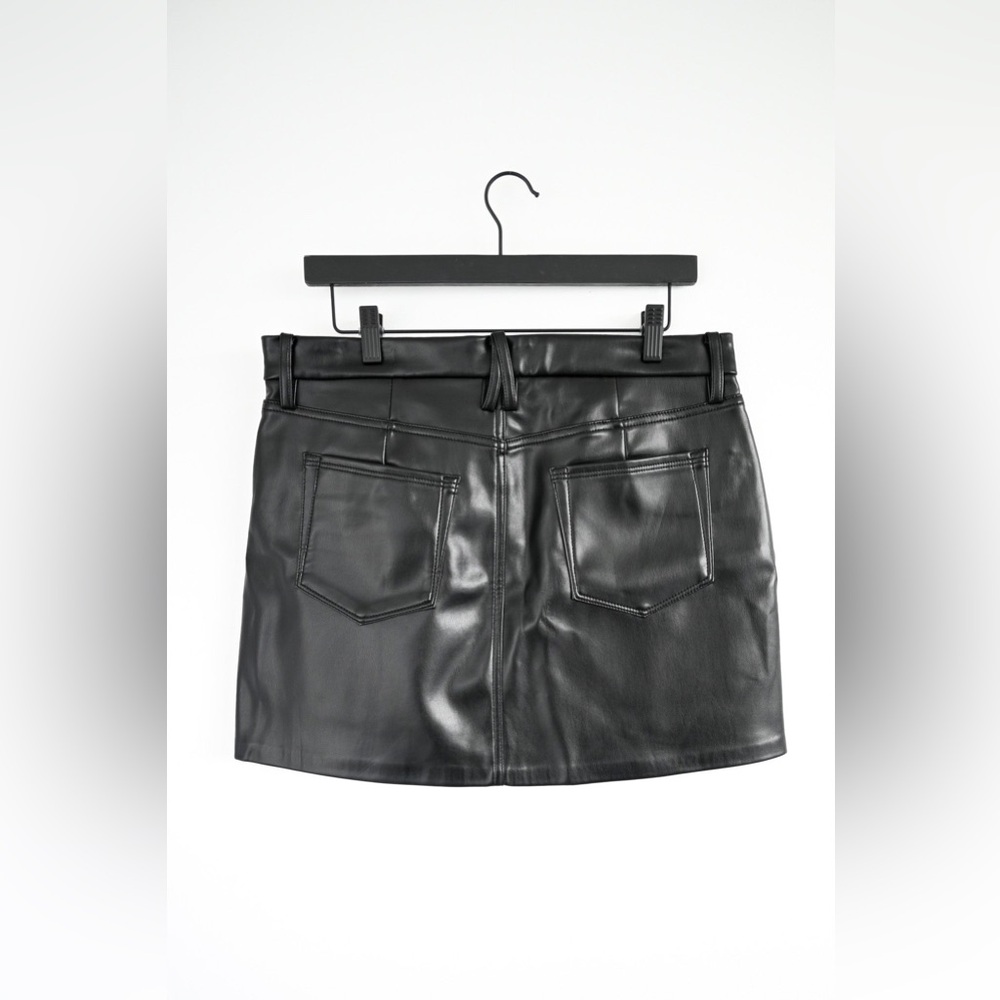 Good American “Better than leather” mini skirt NWT - Picture 5 of 8